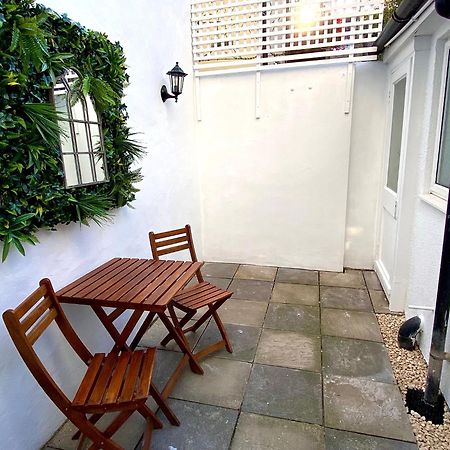Kemptown Courtyard Apartment Brighton Exterior photo